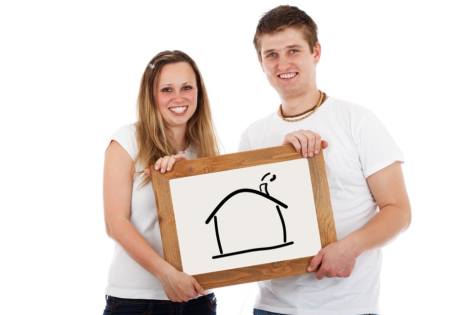 couple buying a home